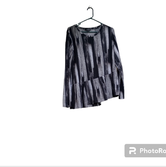 Vera Wang Ruffle Peplum Long sleeve Tee - Picture 7 of 8